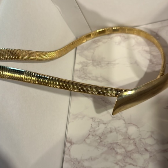 Vintage Gold Retro Serpentine Flex Belt Very Cool 32” long - Picture 2 of 4